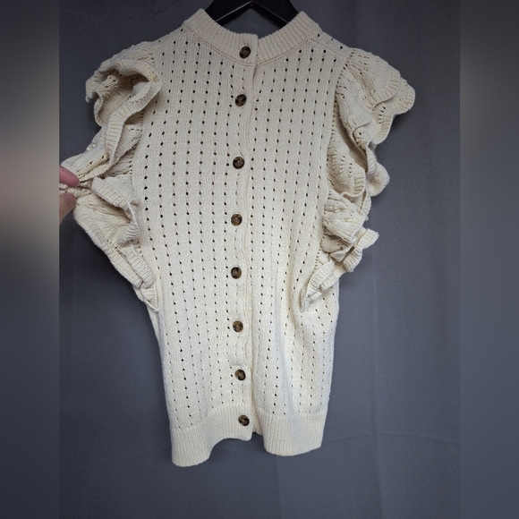 Who What Wear Button Closure Eyelet Open Knit Blouse Ruffled Dolman Short Sleeve - Picture 7 of 8